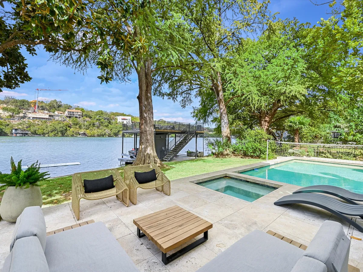 Wander Austin Emerald #51