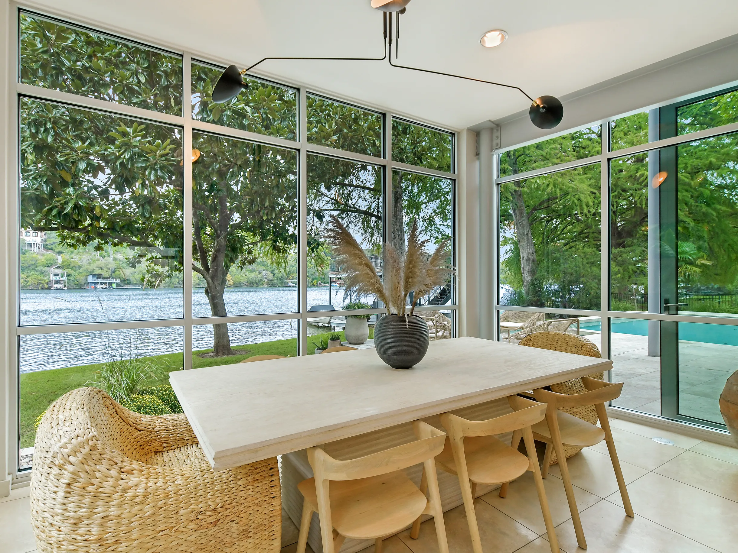 Wander Austin Emerald #28