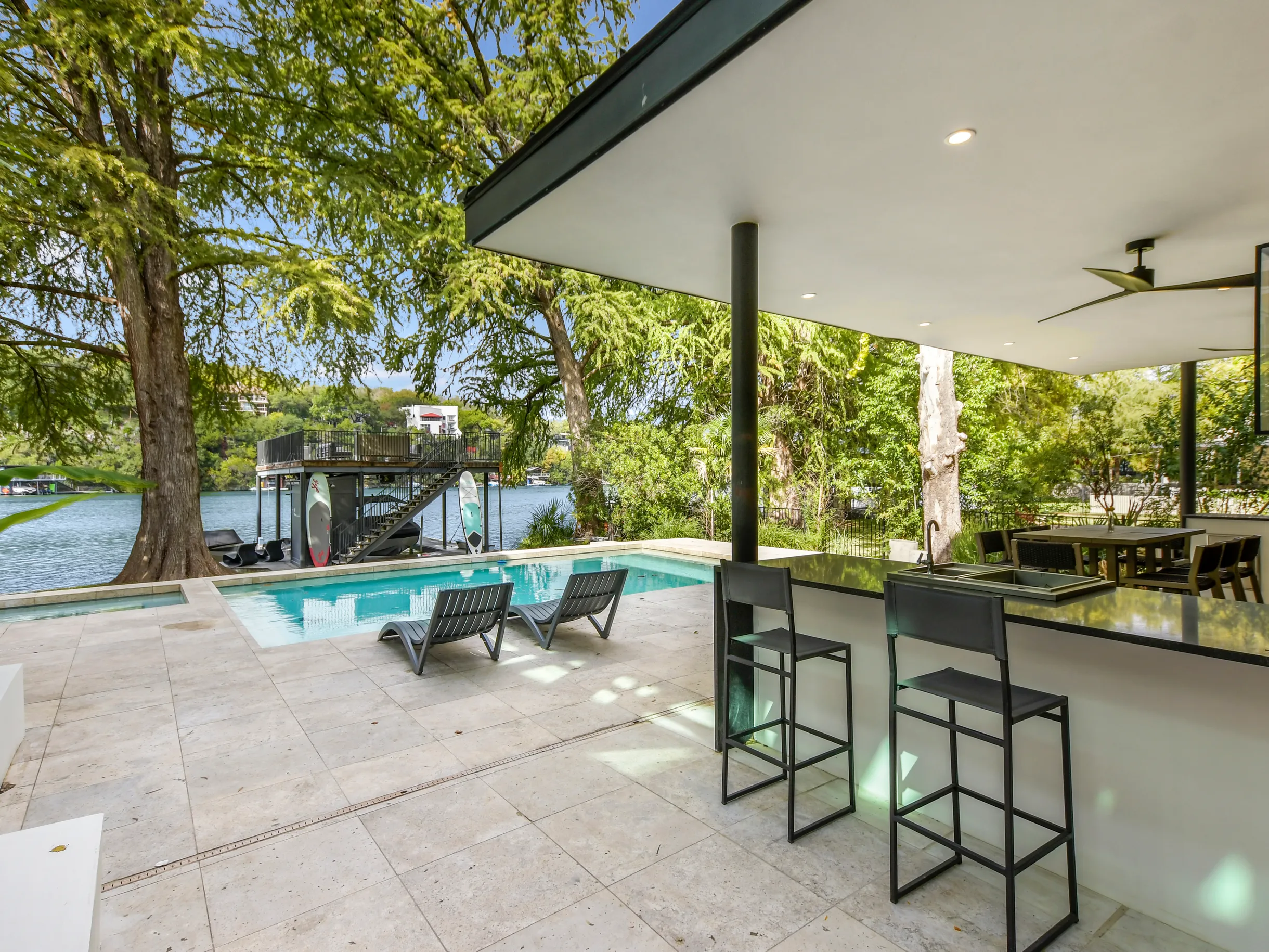 Wander Austin Emerald #38