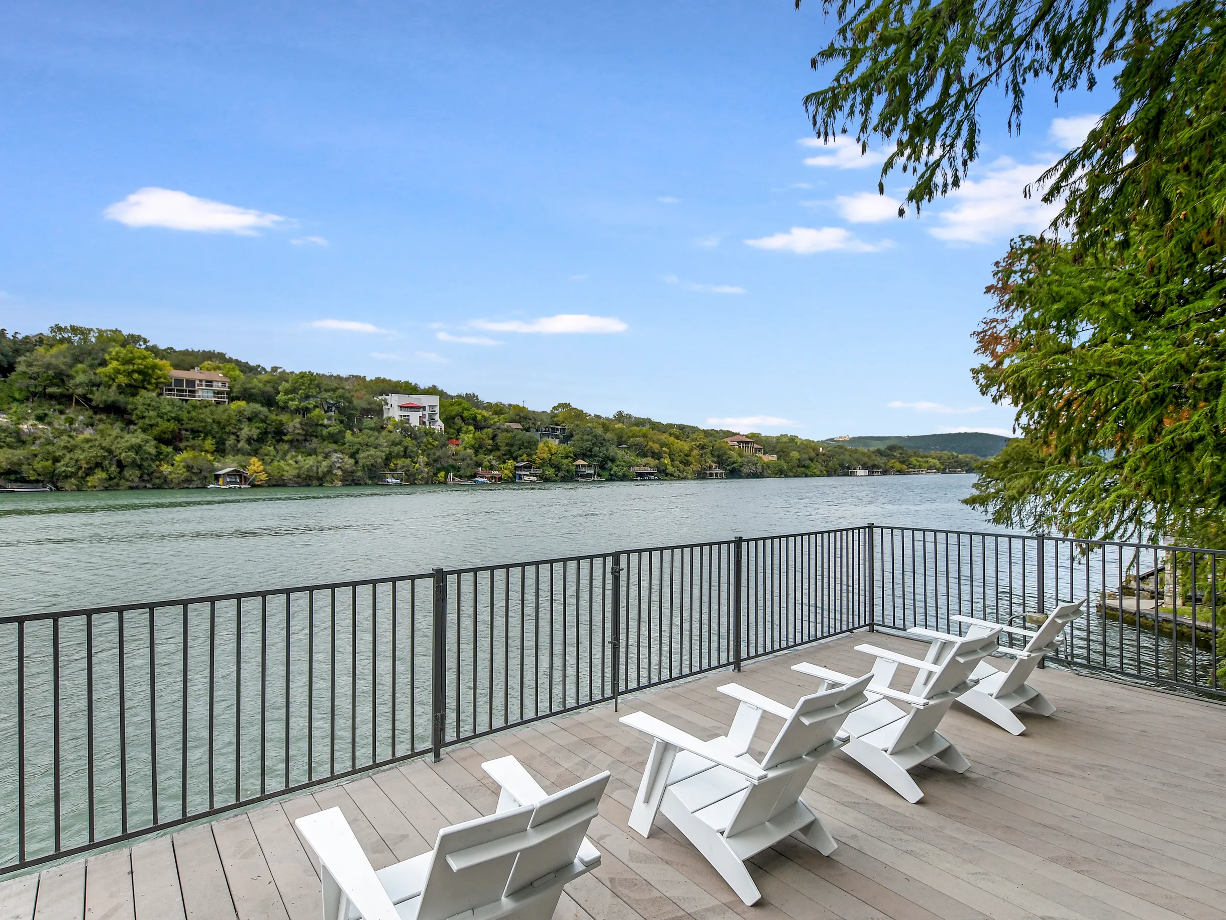 Wander Austin Emerald #44