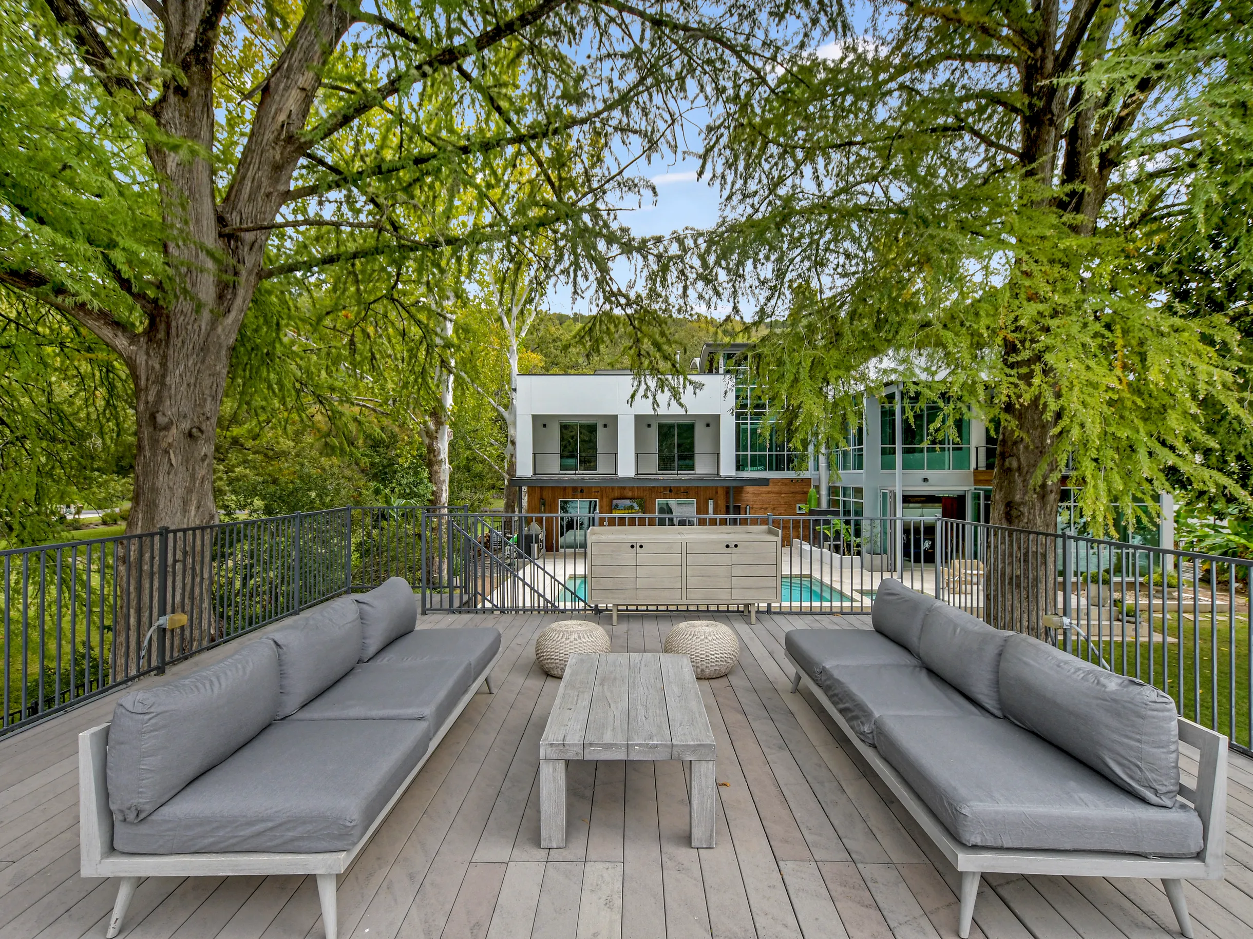 Wander Austin Emerald #32