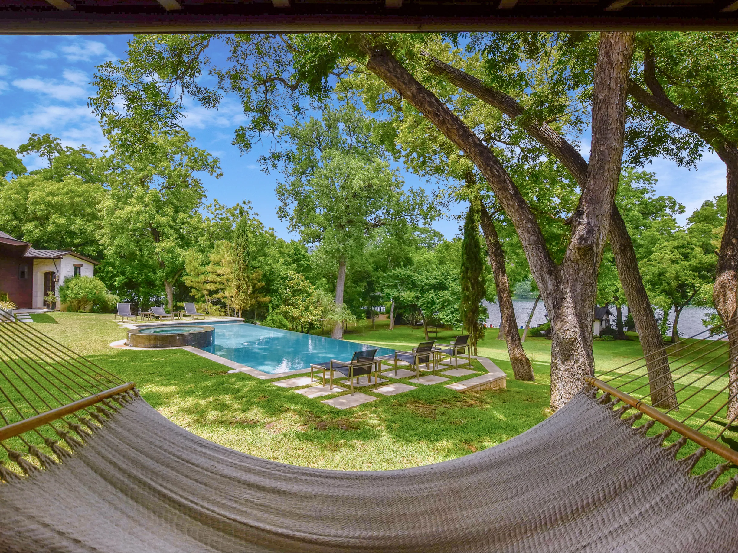 Wander Austin Riverstone #71