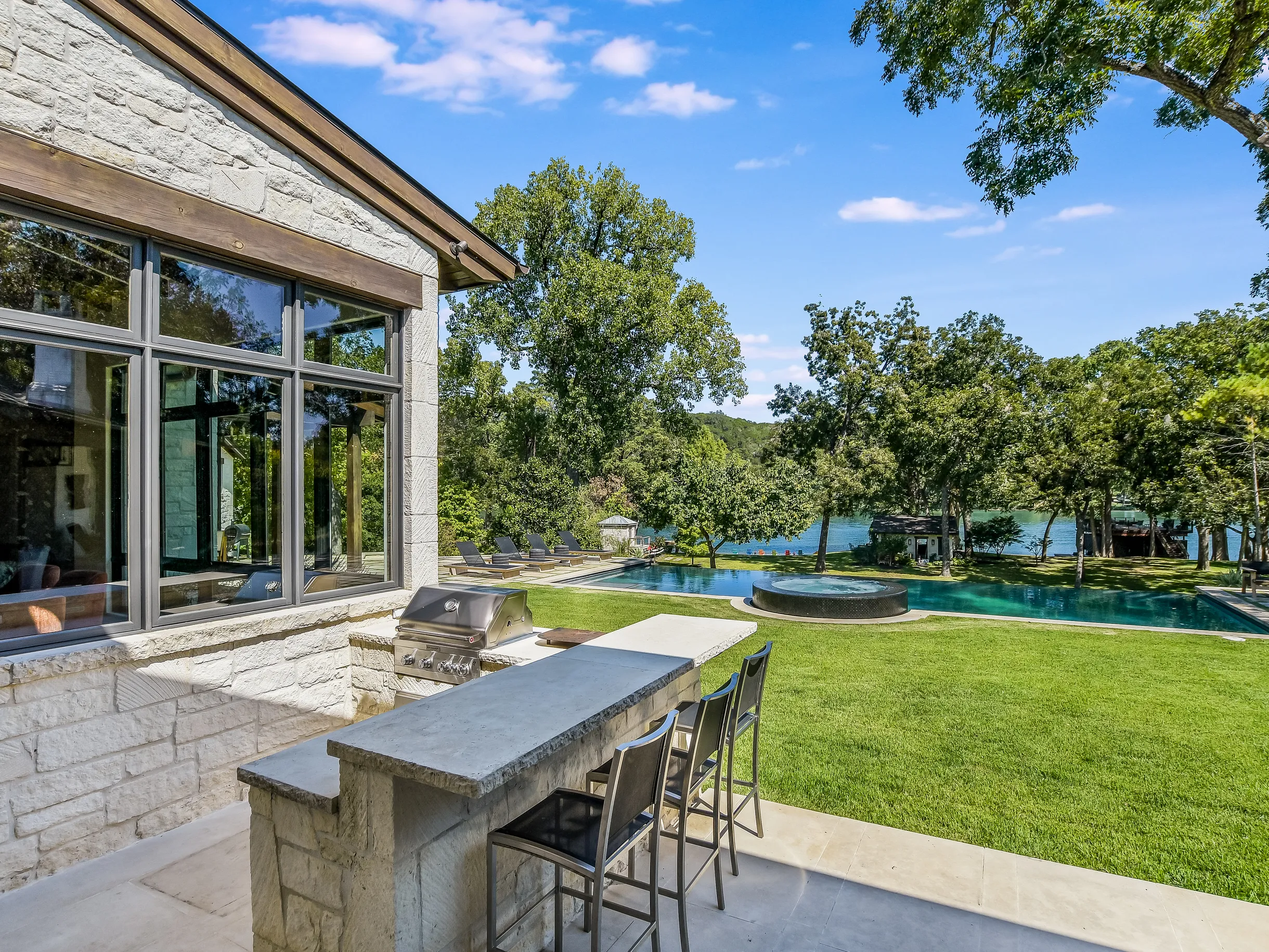 Wander Austin Riverstone #34