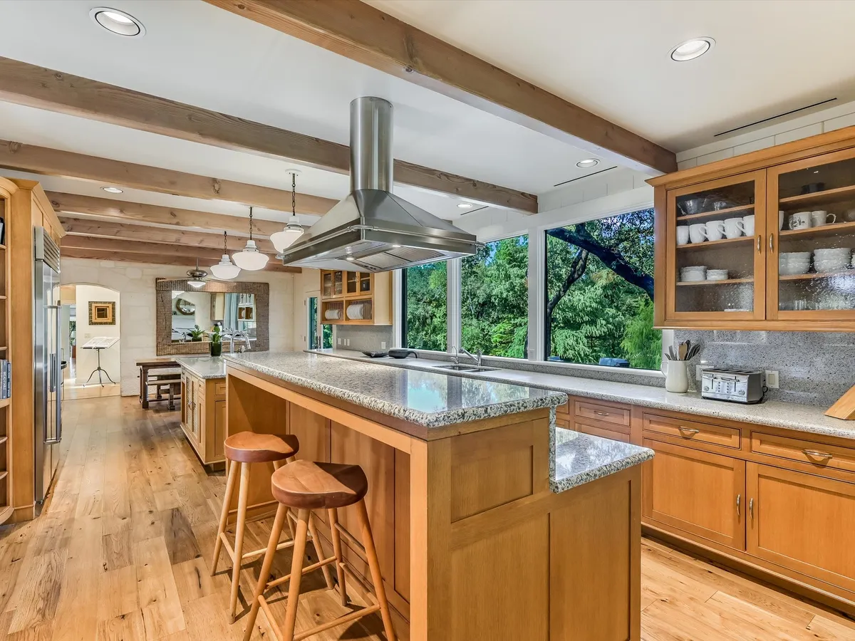 Wander Austin Woods #34