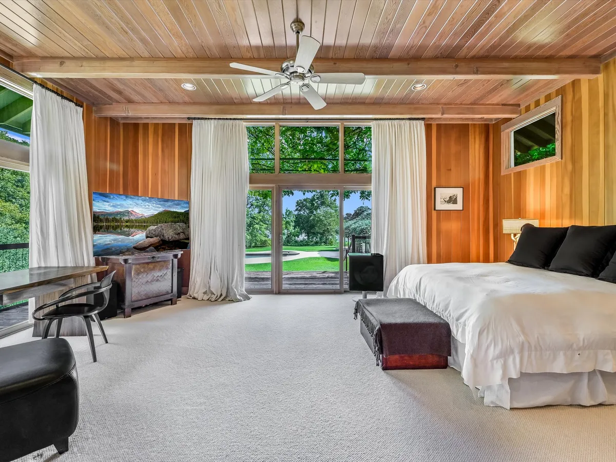 Wander Austin Woods #25