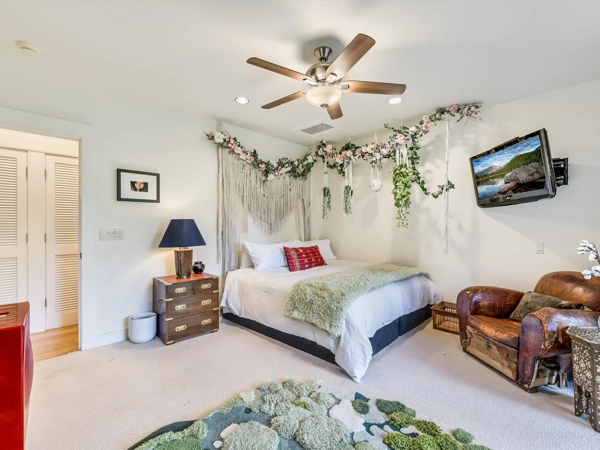 Wander Austin Woods #26