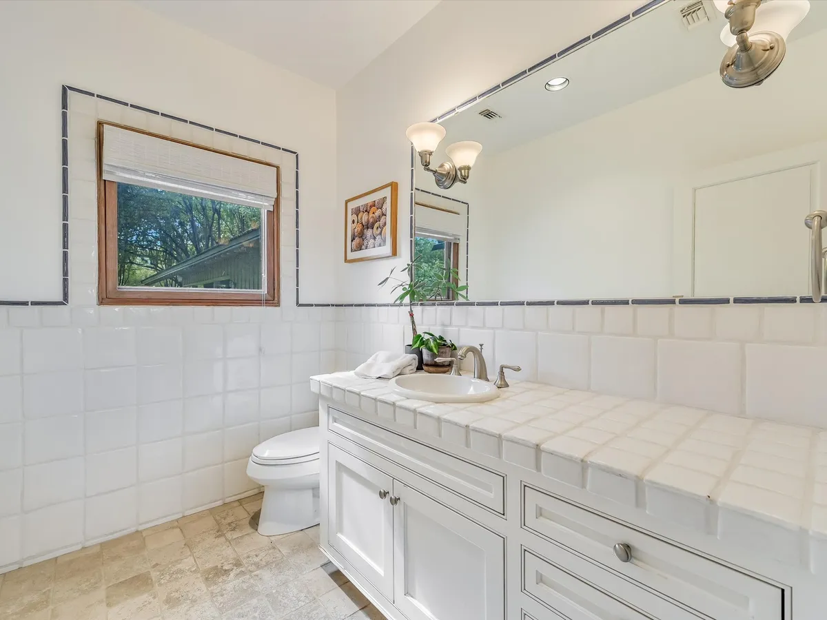 Wander Austin Woods #18