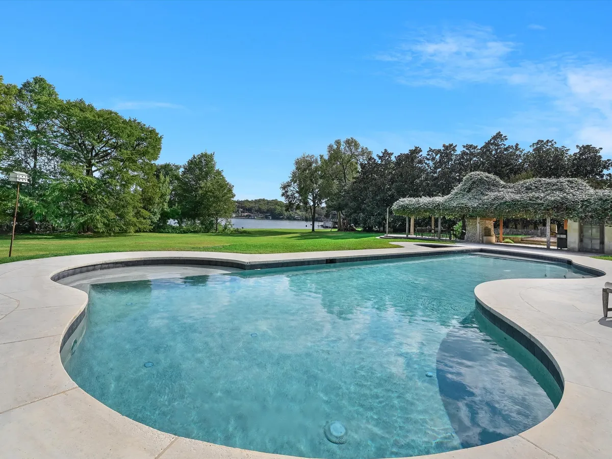 Wander Austin Woods #41