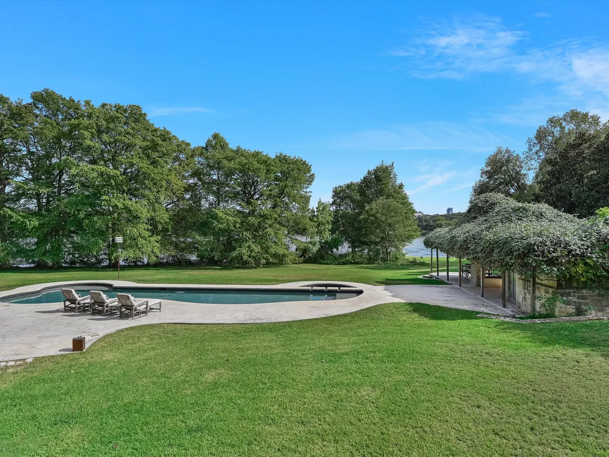 Wander Austin Woods #36