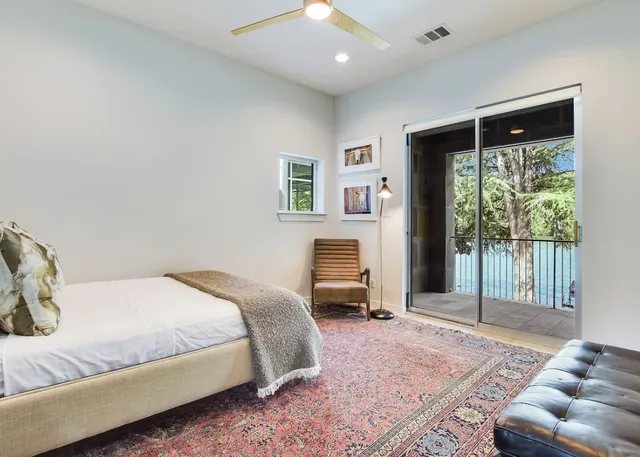 Wander Austin Emerald #34