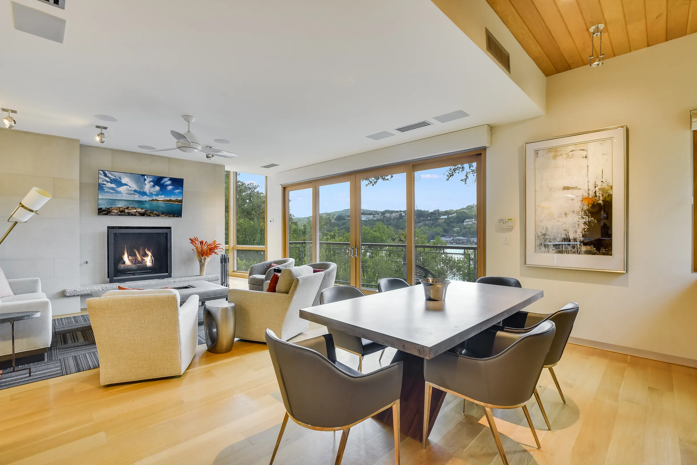 Wander Austin Waterfront #9