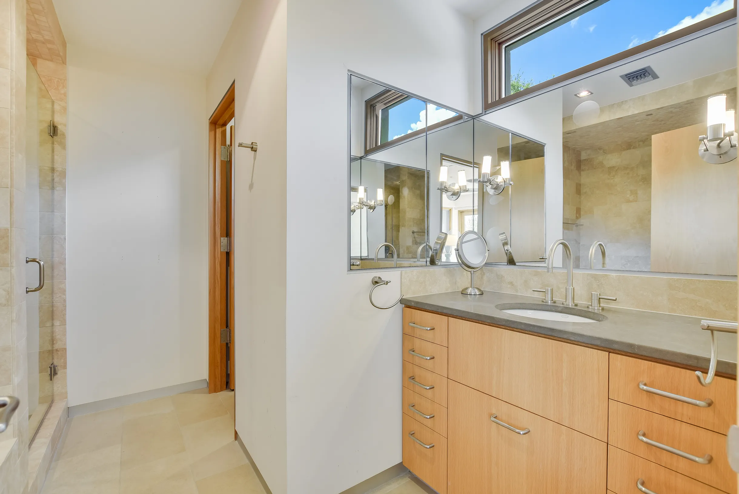 Wander Austin Waterfront #17