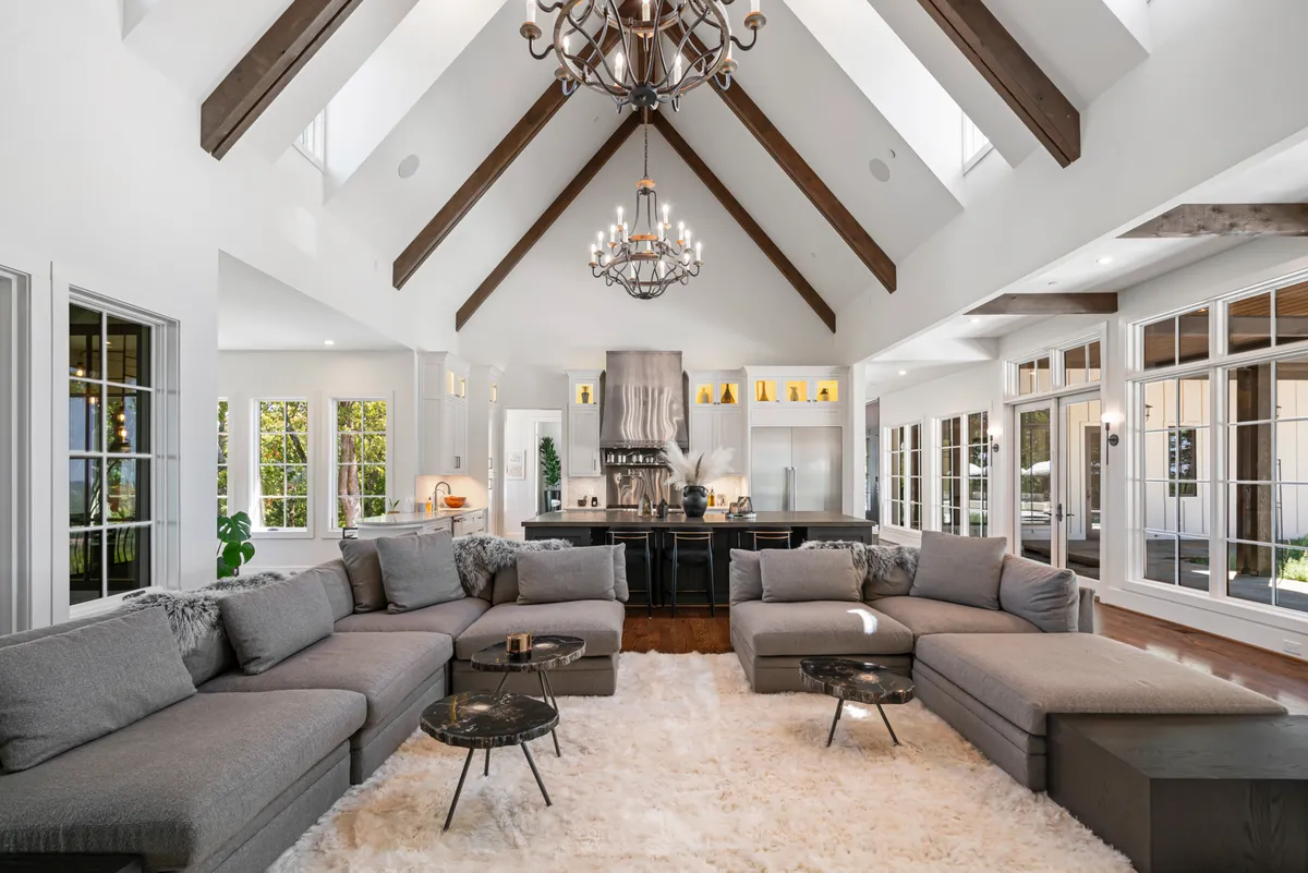 Wander Nashville Heights