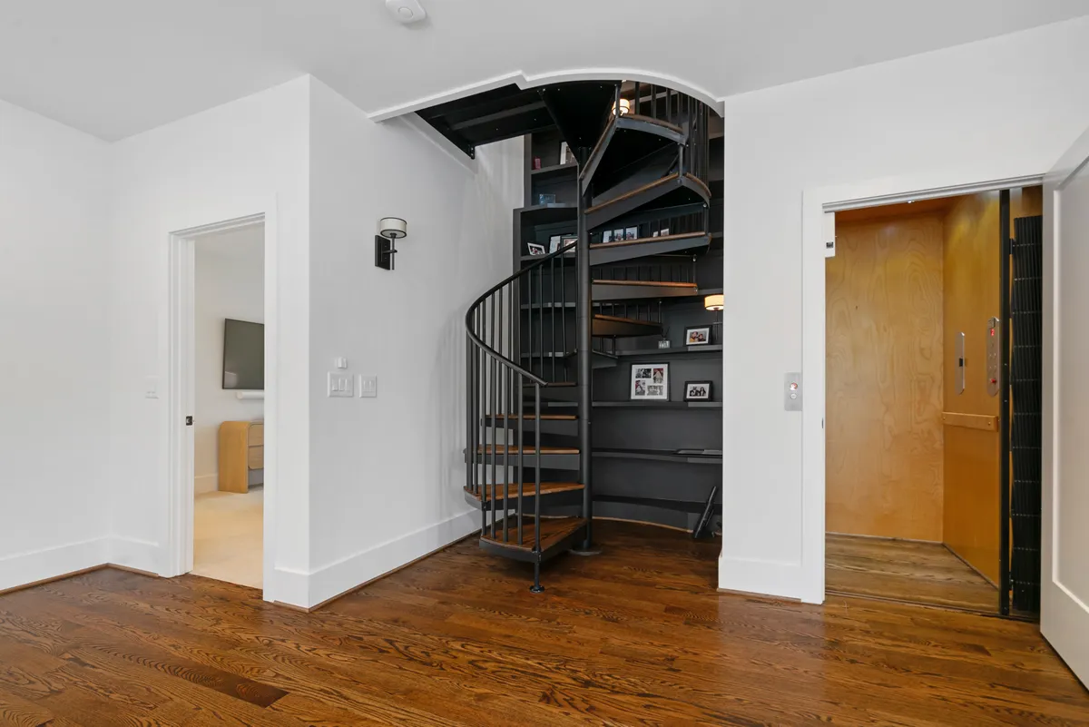 Wander Nashville Heights #24