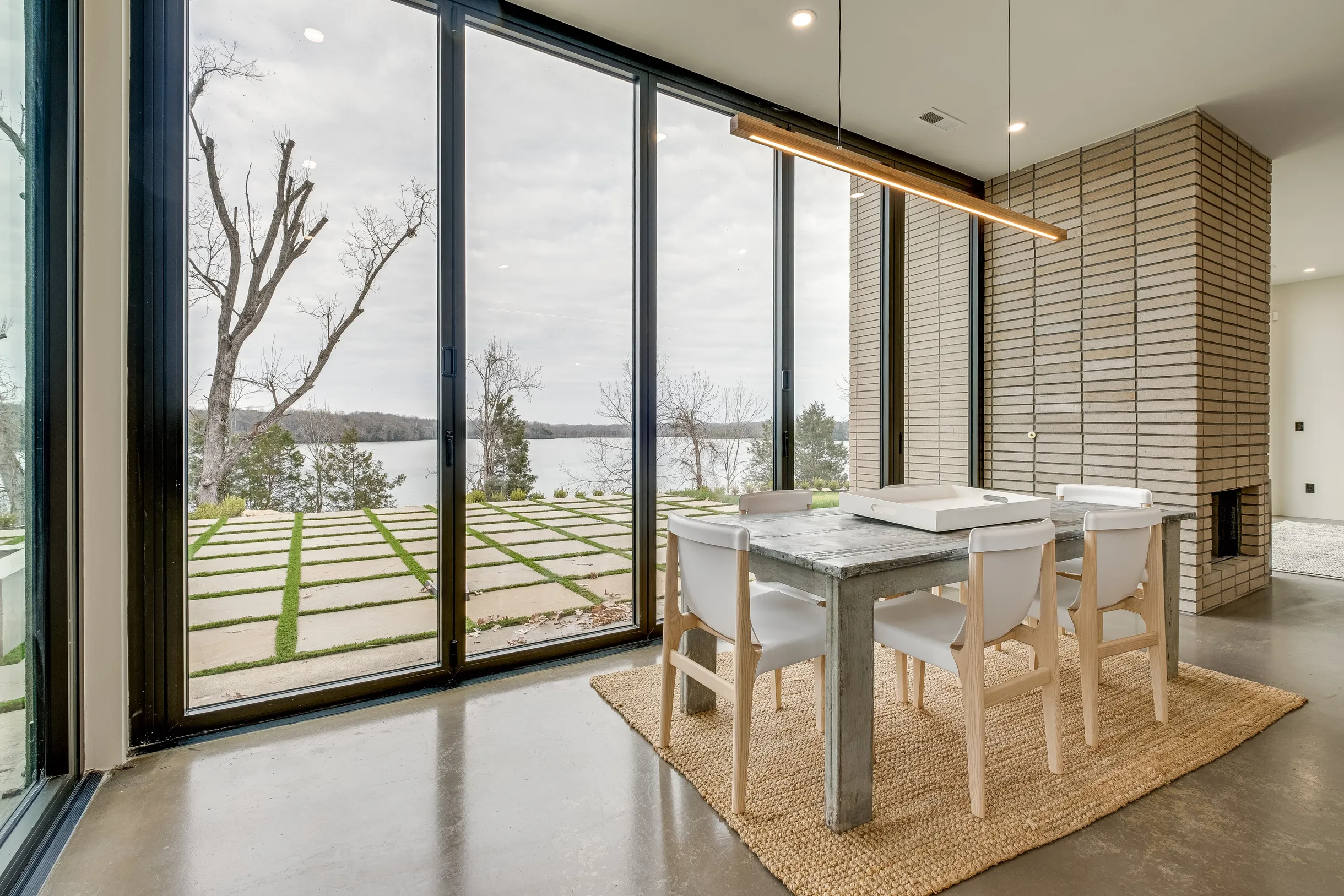 Wander Nashville Lakeside #18