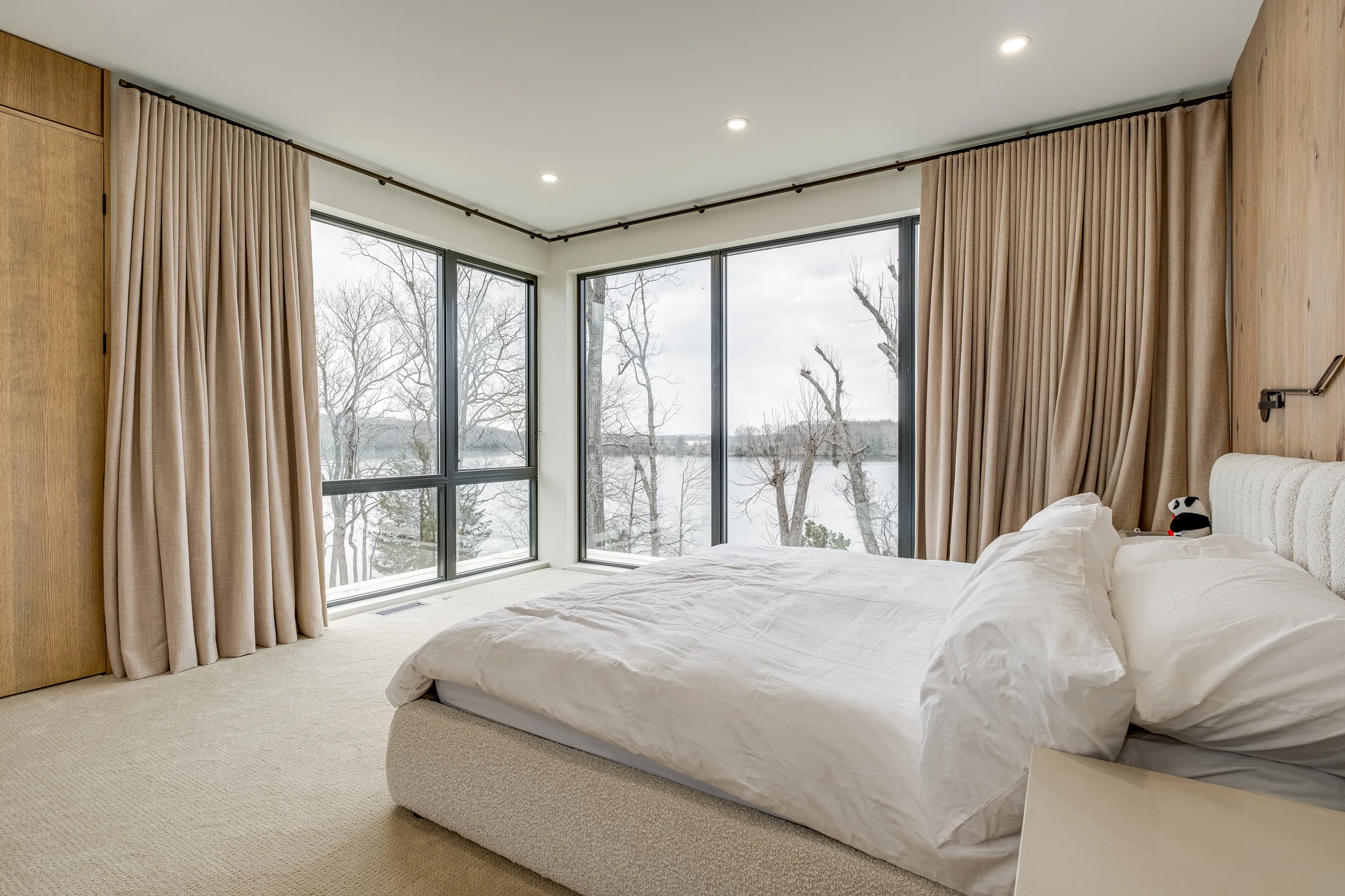 Wander Nashville Lakeside #11