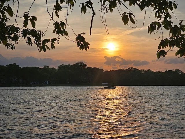 Lock 4 Park - The Point