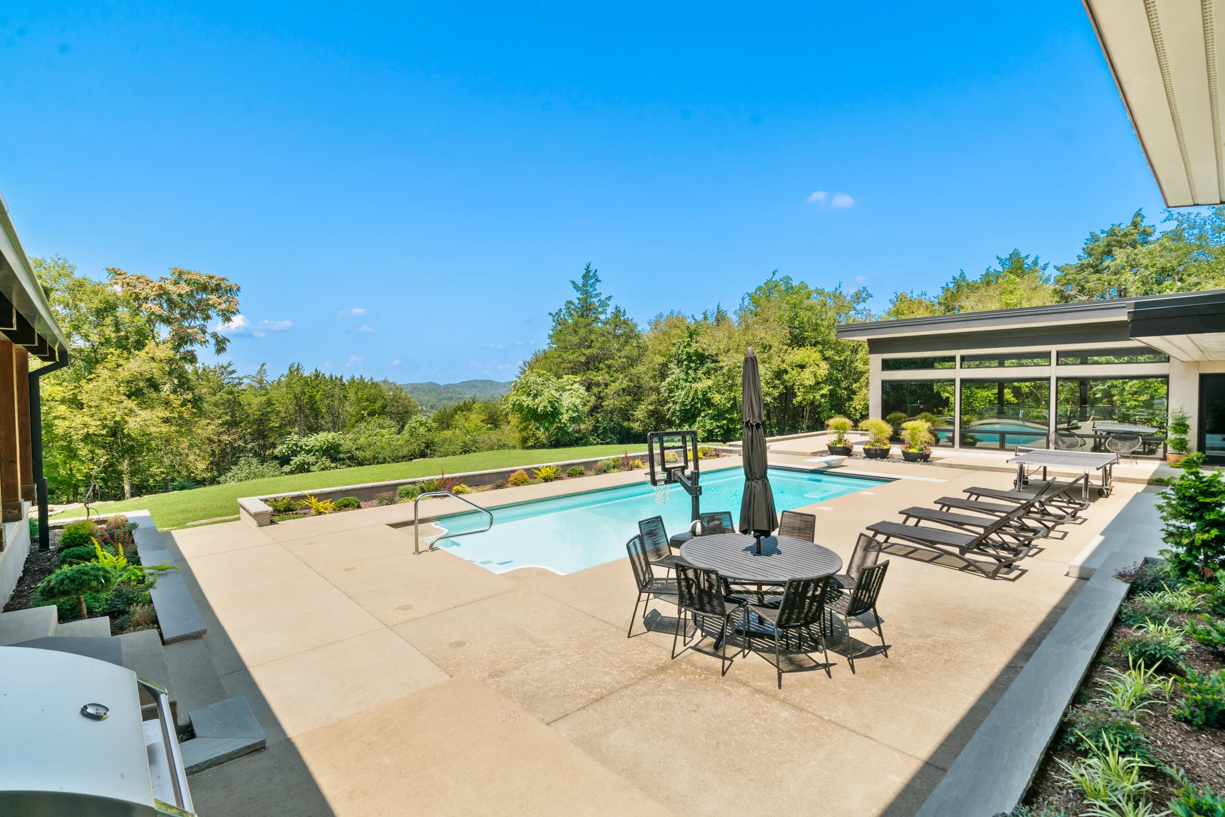 Wander Nashville Sanctuary #35