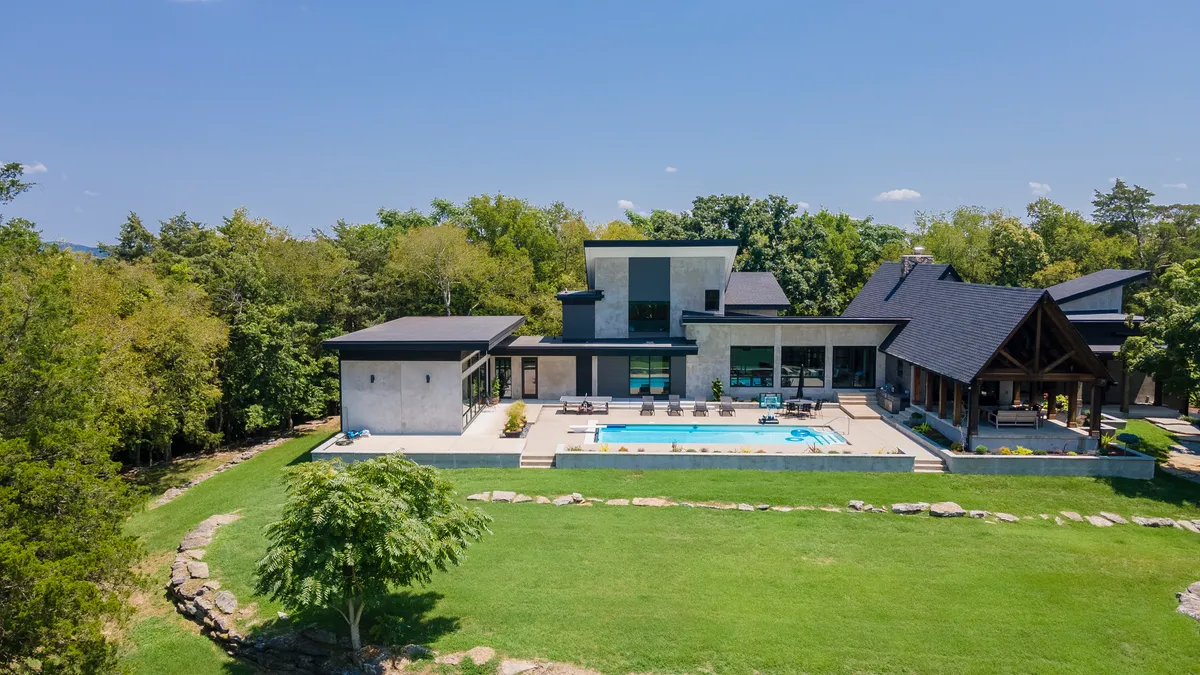 Wander Nashville Sanctuary