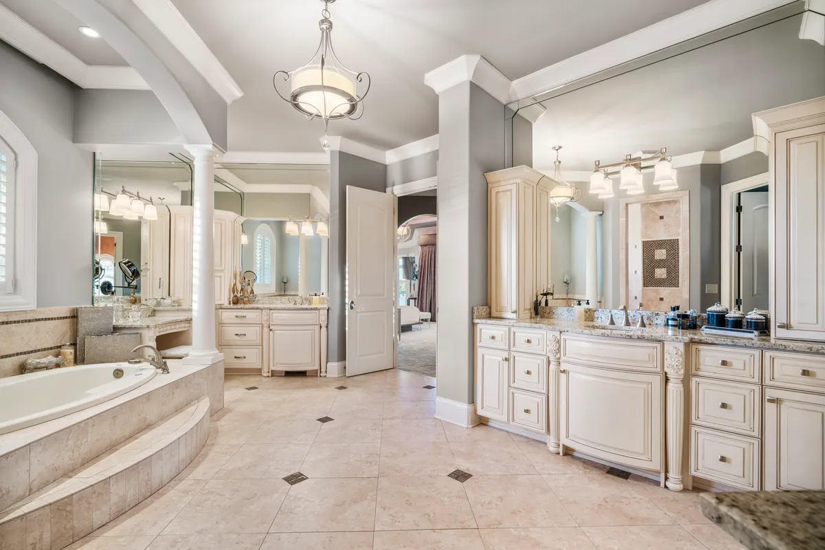 Wander Nashville Bay #28