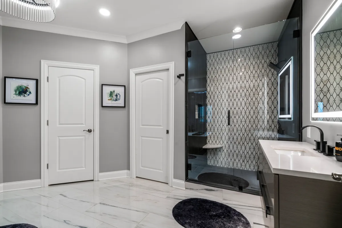 Wander Nashville Bay