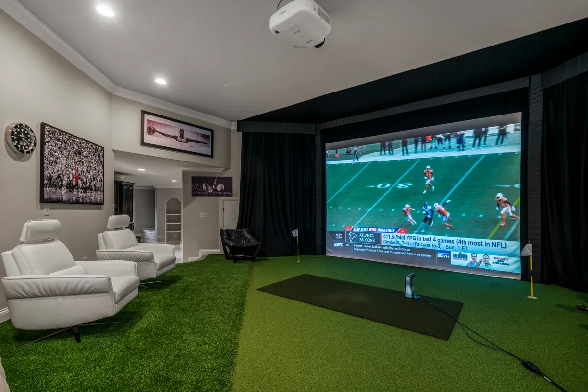 Wander Nashville Bay