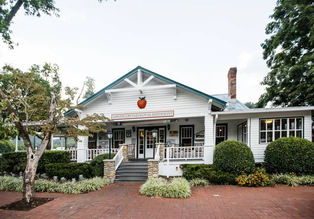Applewood Farmhouse Restaurant