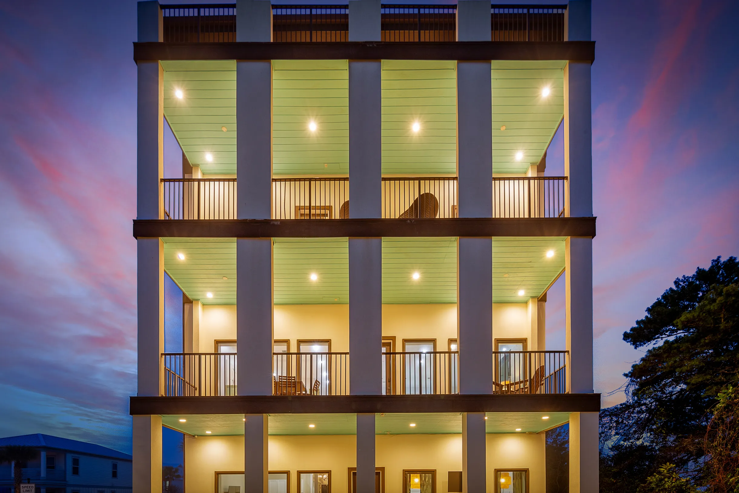 Wander Miramar Heights #46