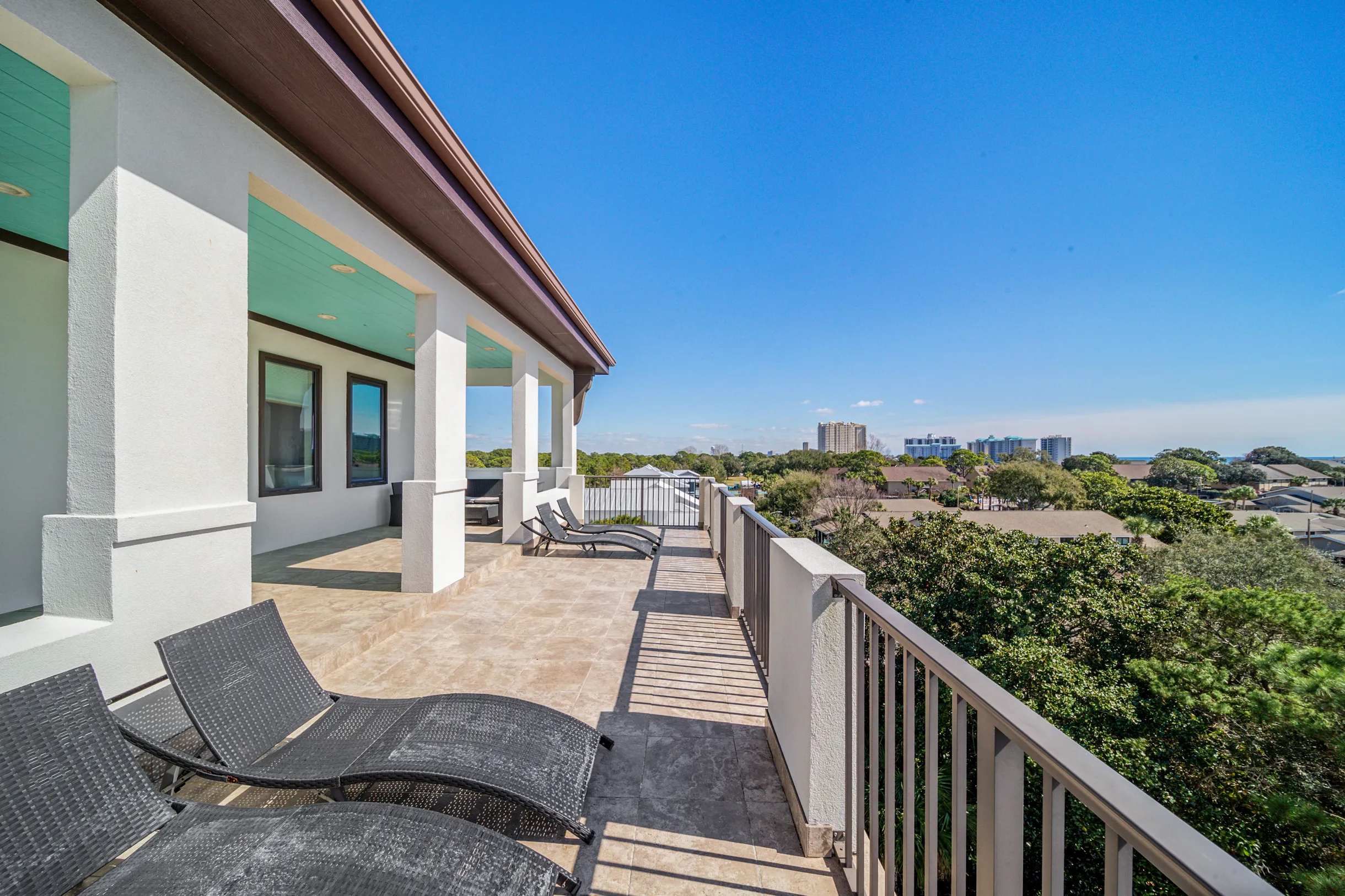 Wander Miramar Heights #98