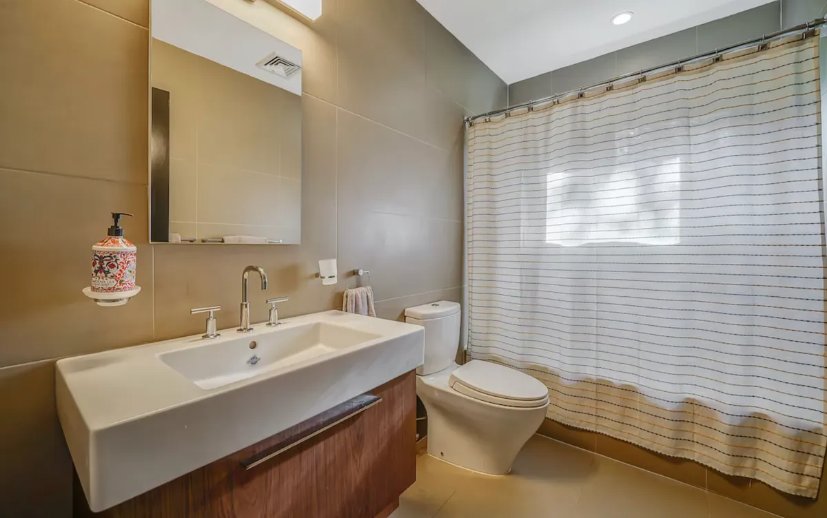 Wander East Hampton Tides #18