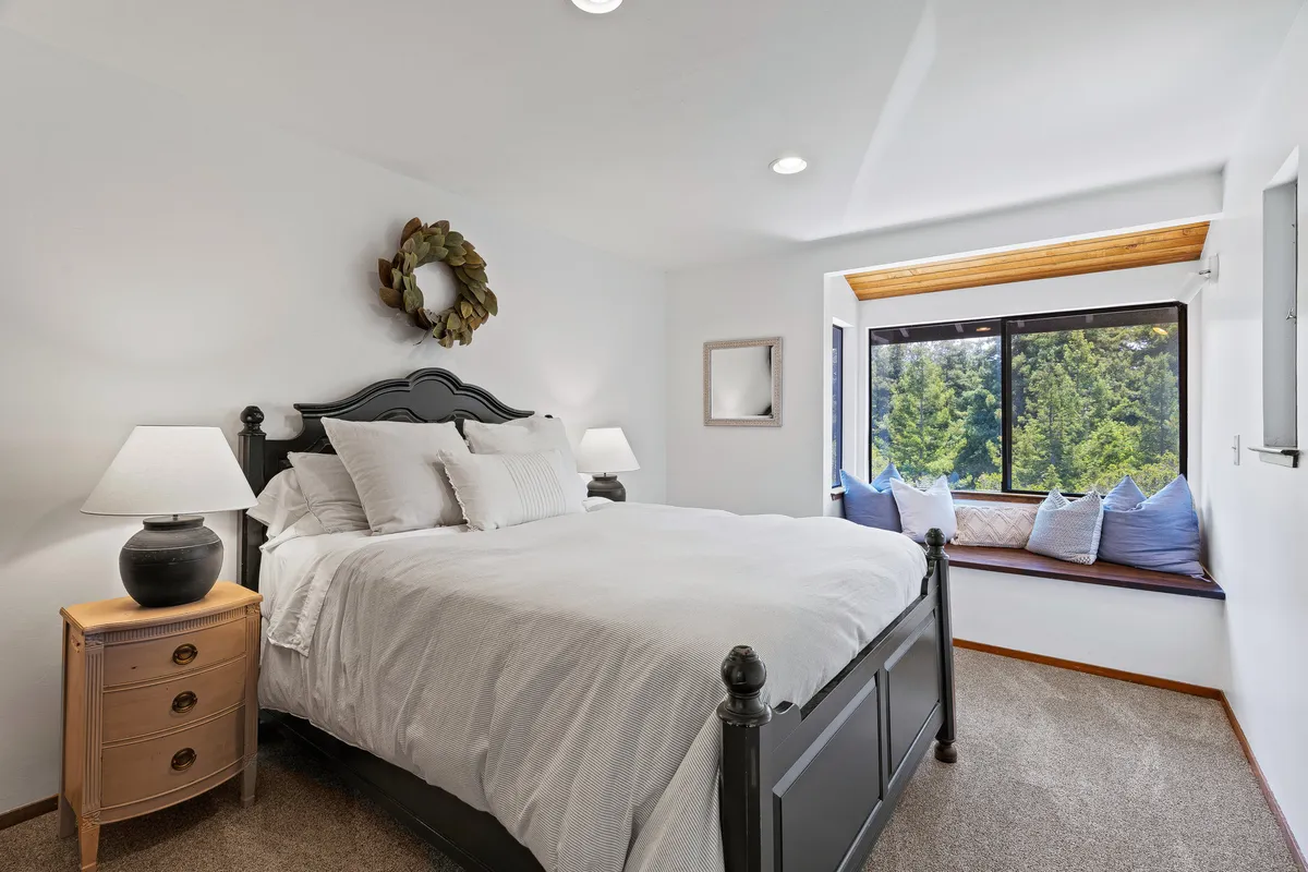 Bedroom 3 image