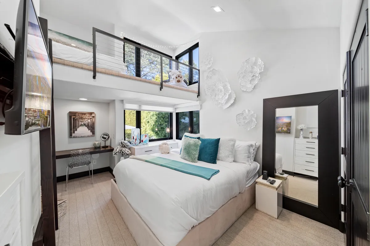 Bedroom 3 image