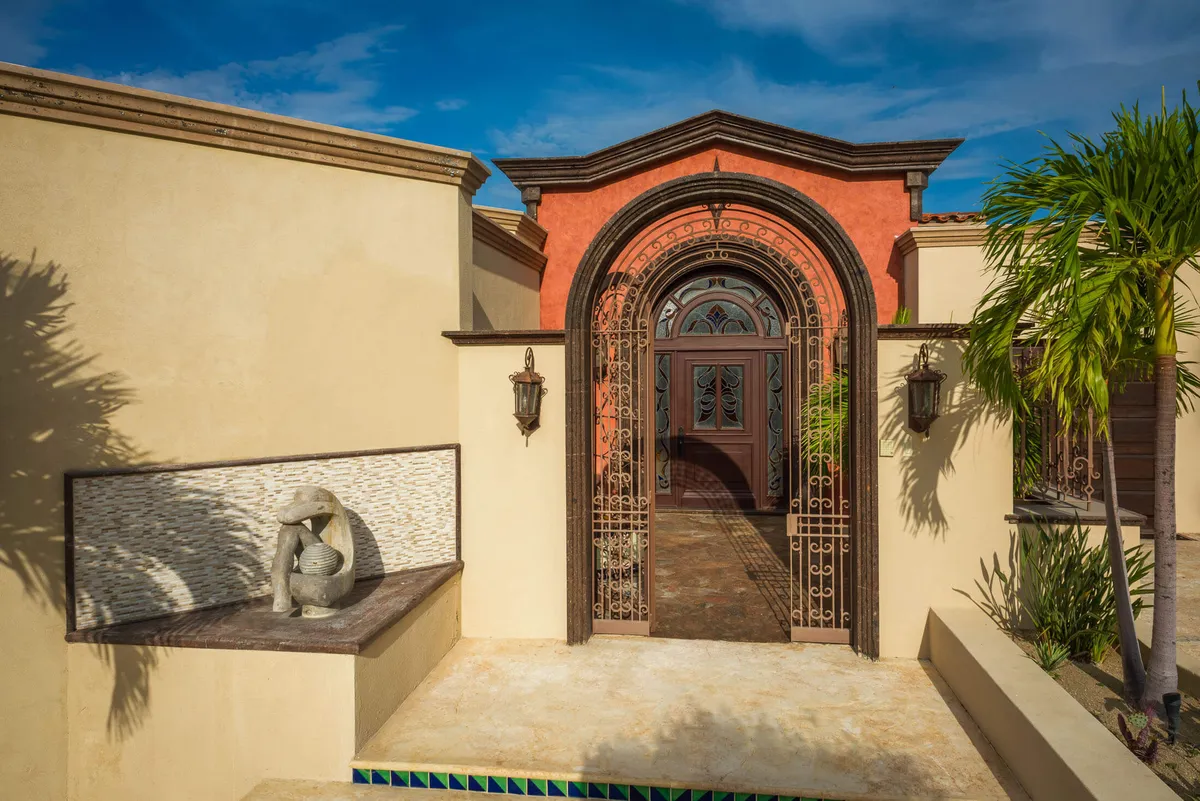 Wander Cabo Crest #35