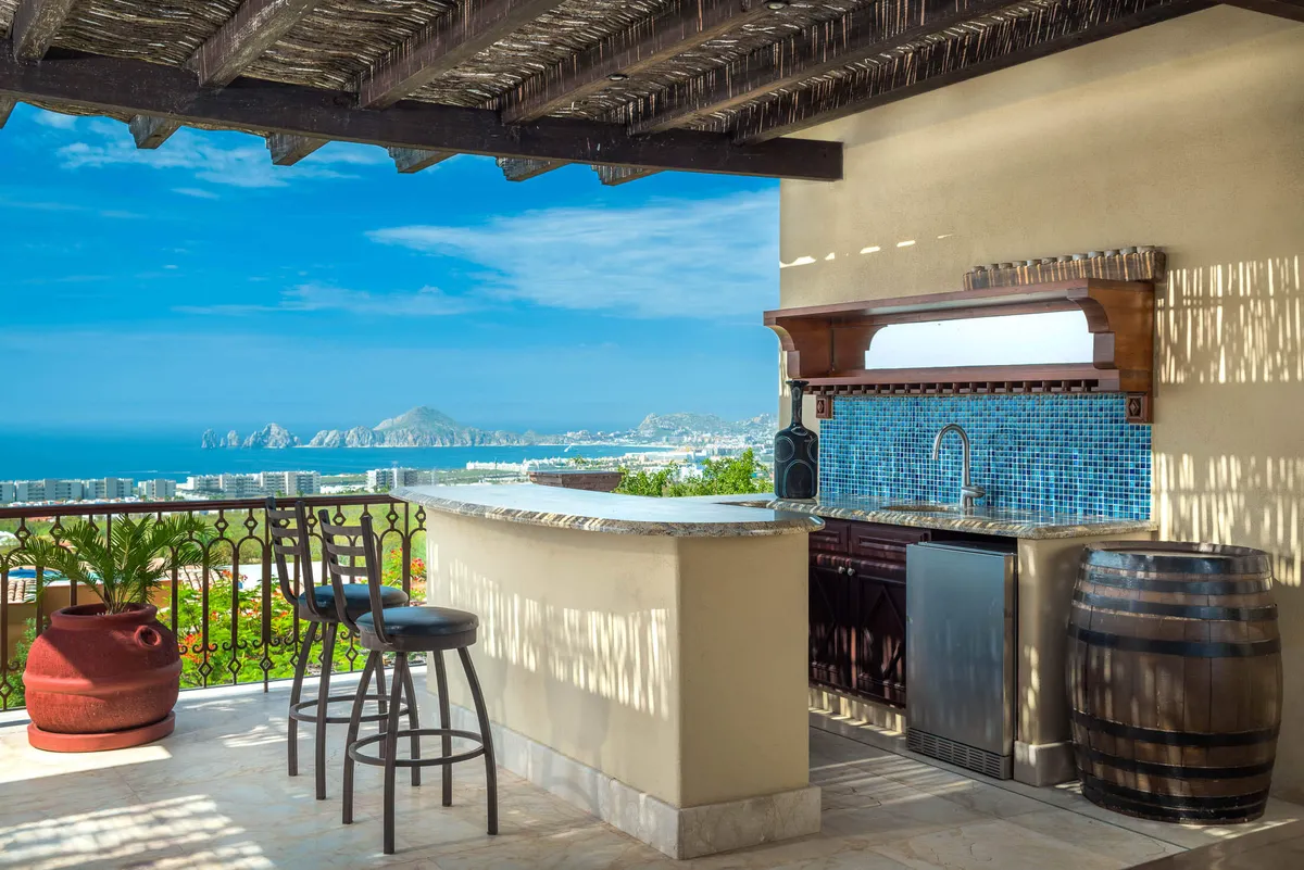 Wander Cabo Crest #8