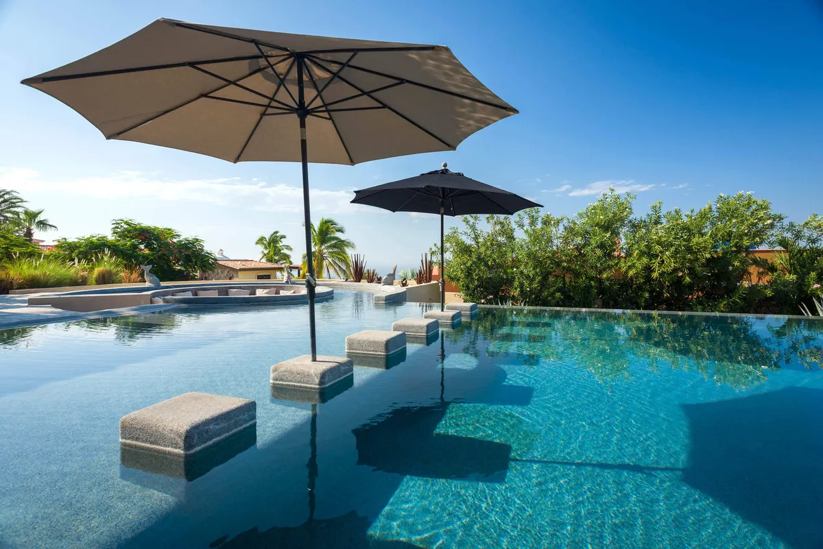 Wander Cabo Crest #39