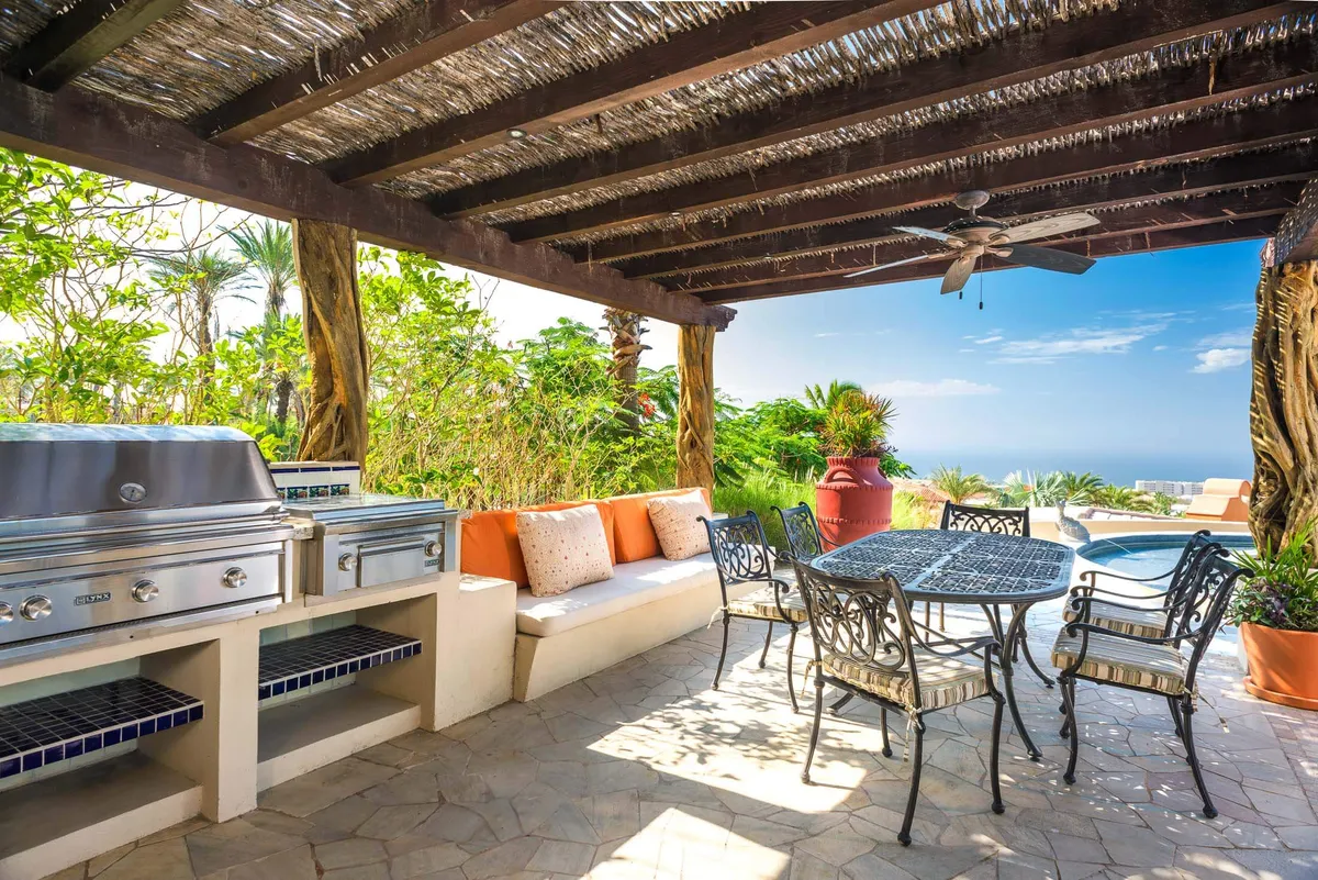 Wander Cabo Crest #31