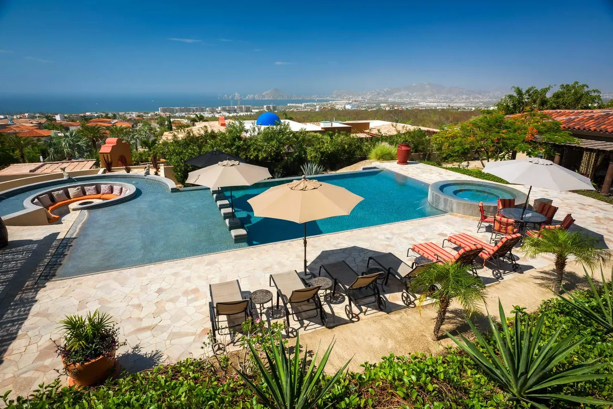 Wander Cabo Crest #43