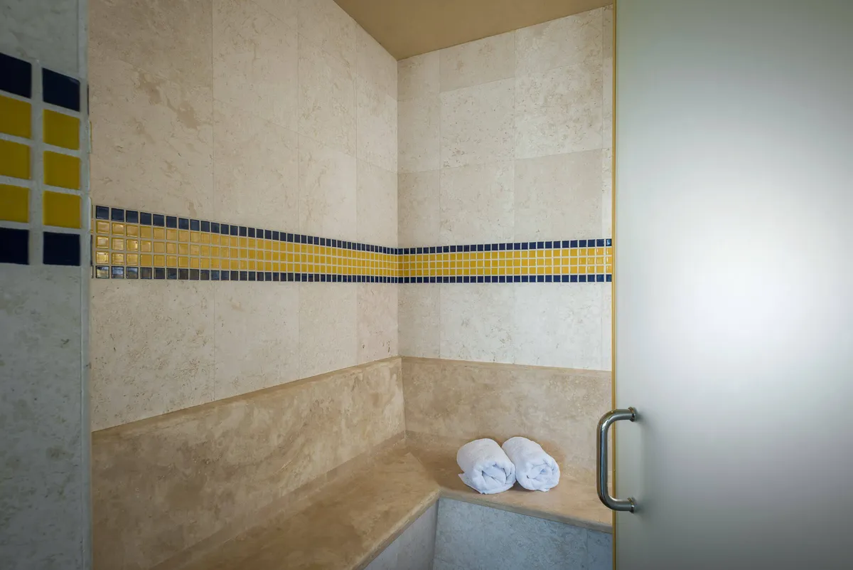 Wander Cabo Crest #12