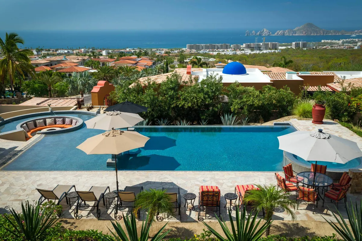 Wander Cabo Crest #42