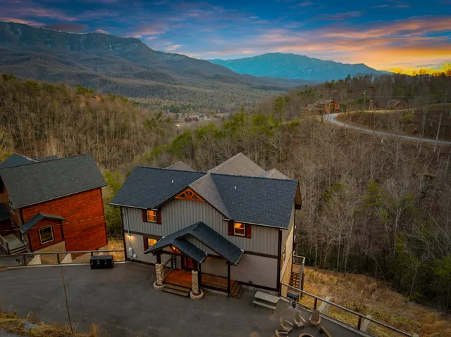 Wander Gatlinburg Creek