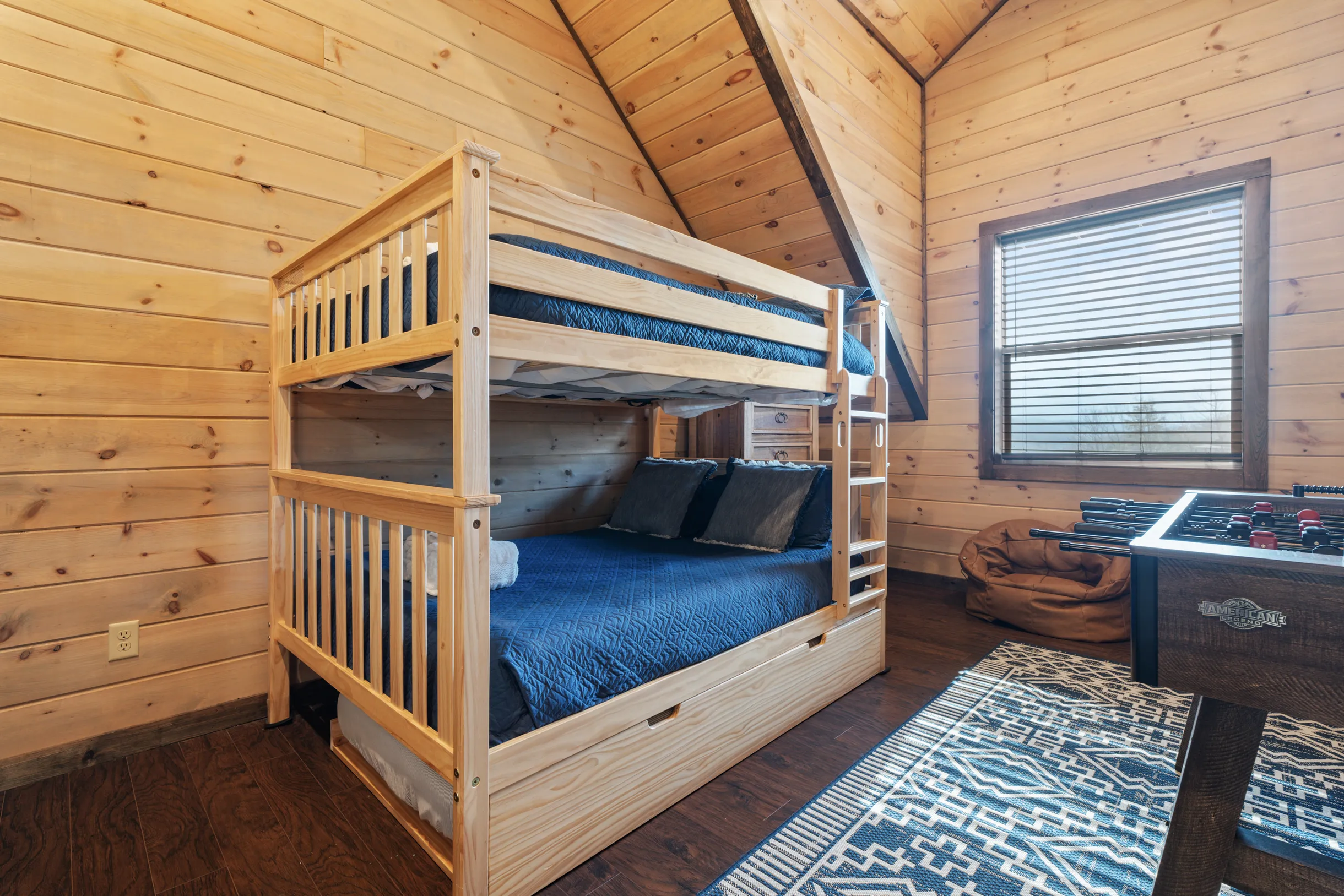 Wander Gatlinburg Creek #13