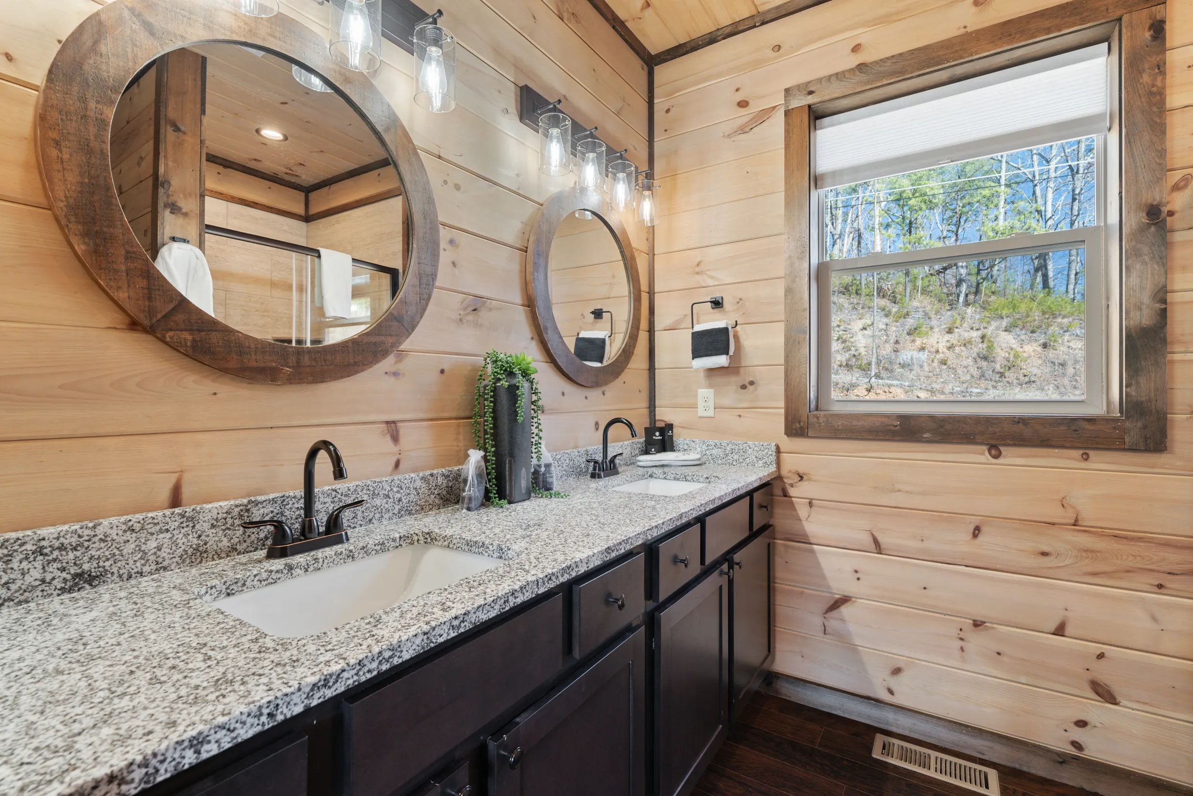 Wander Gatlinburg Creek #16