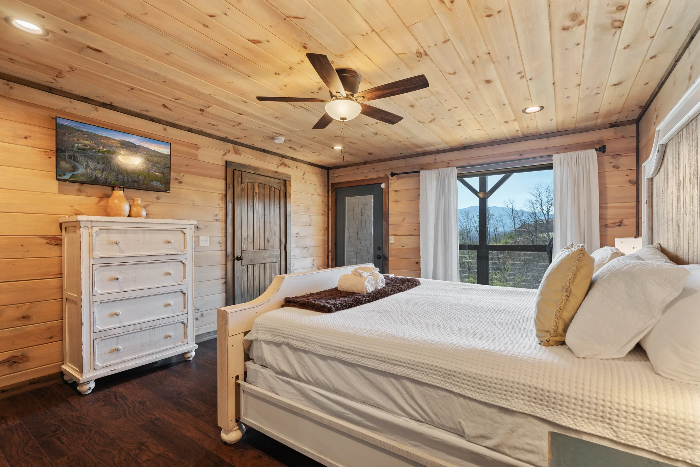 Wander Gatlinburg Creek #54