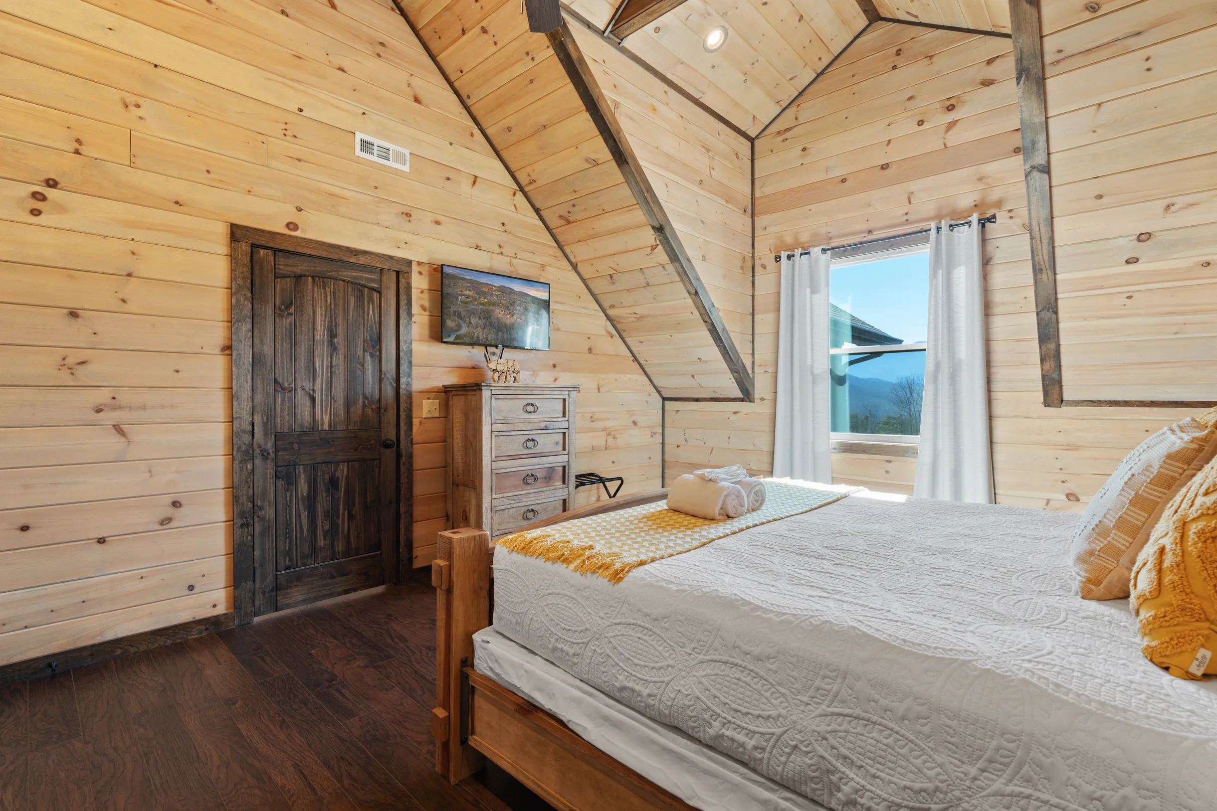 Wander Gatlinburg Creek #56