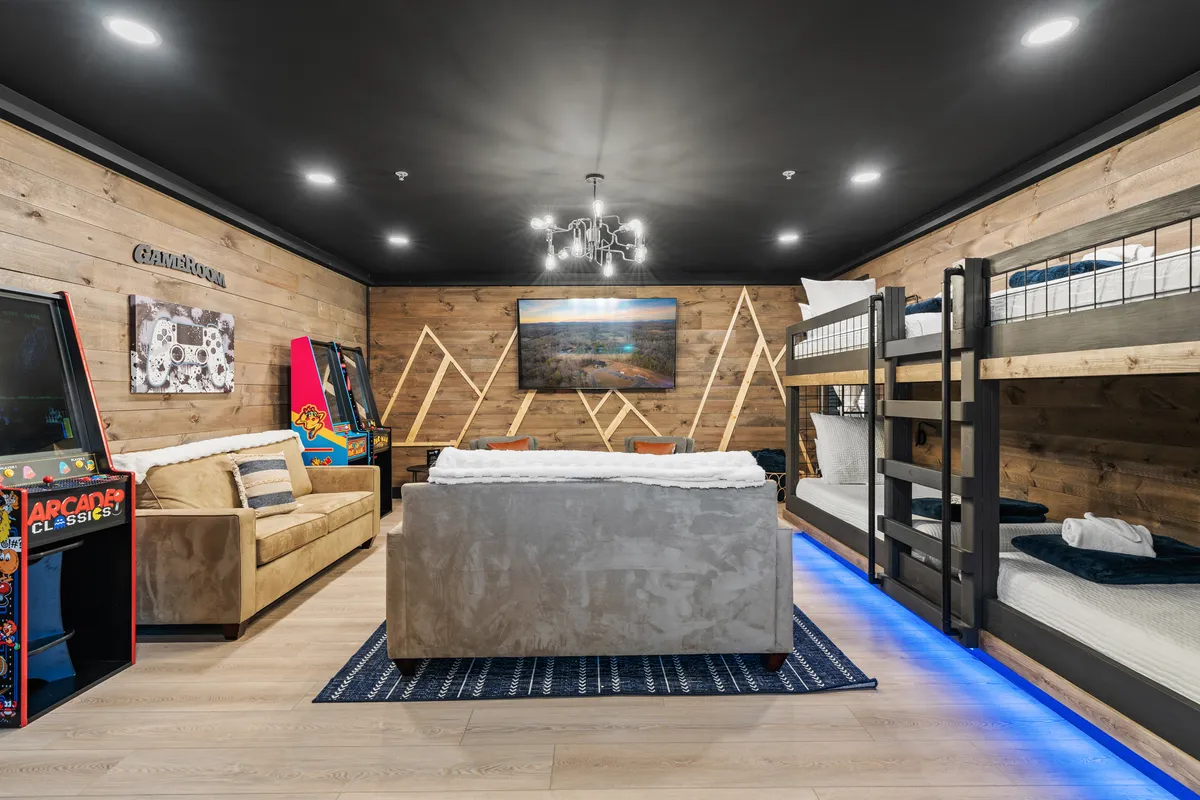 Bunk Bedroom image