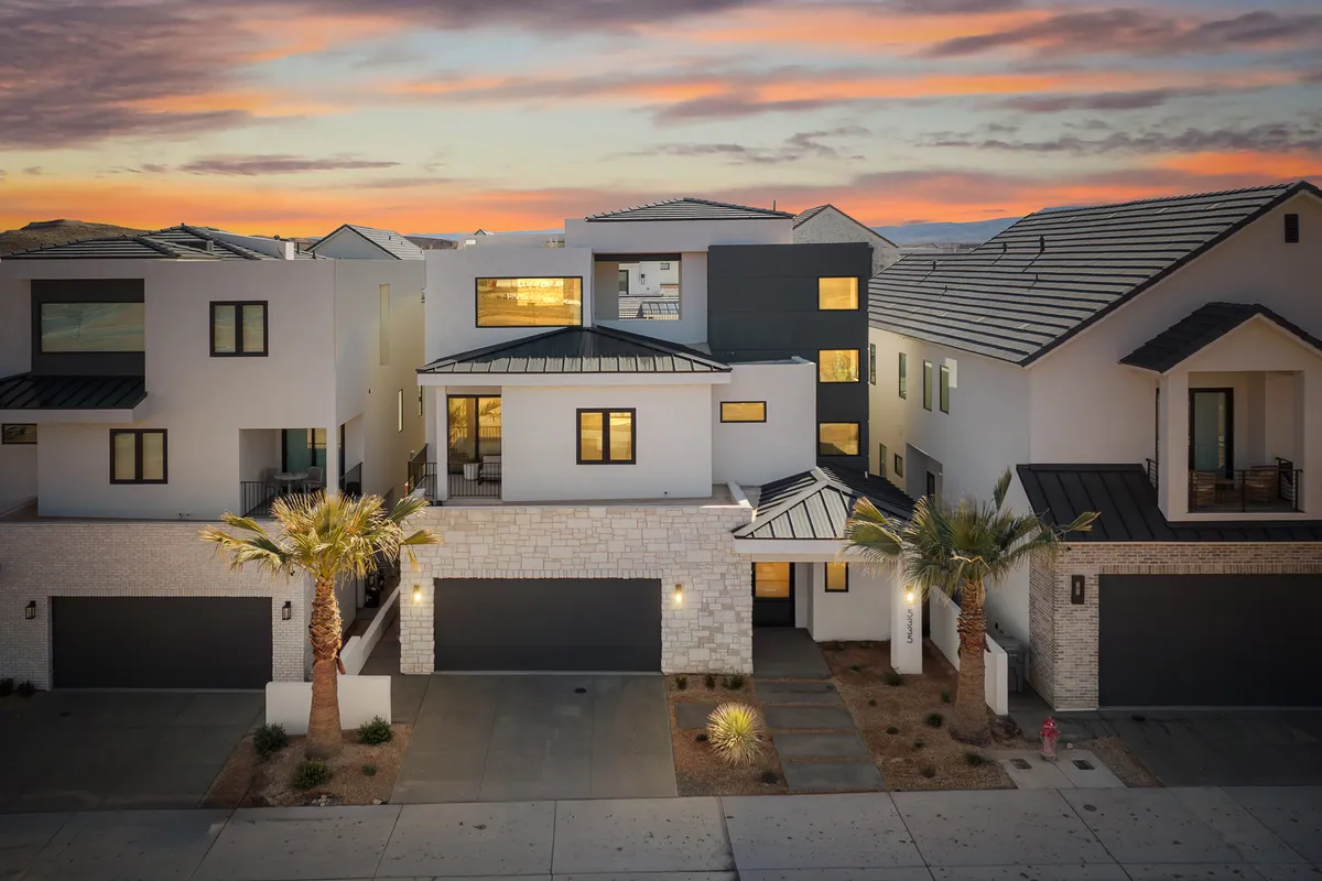 Pura Sol by Ember Stays