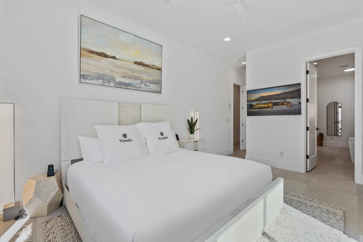 Bedroom 5 image