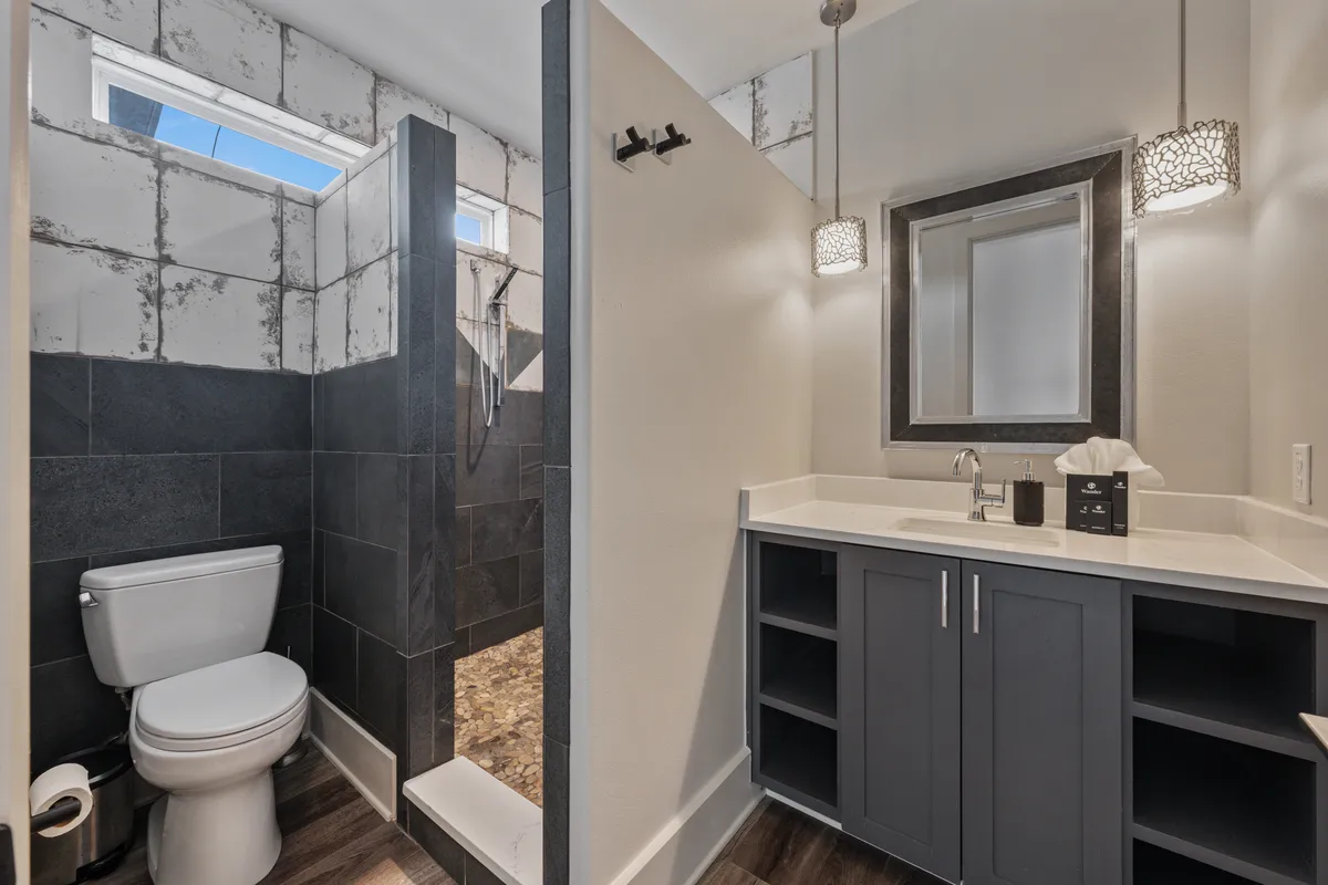 Wander Lake Buchanan