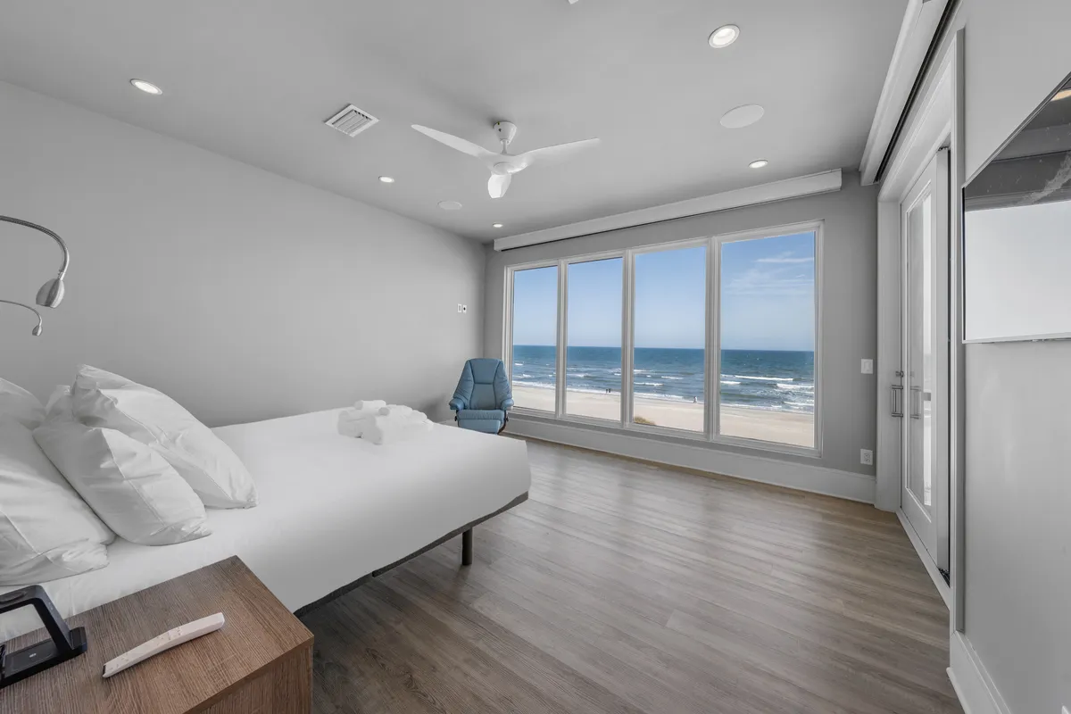Bedroom 3 image