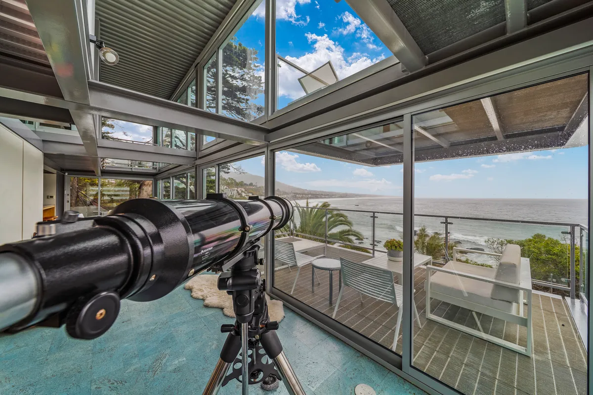 Wander Malibu Broad Beach